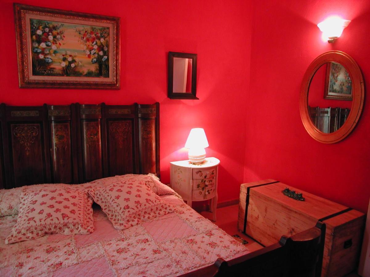 Les Chandelles San Menaio Bagian luar foto