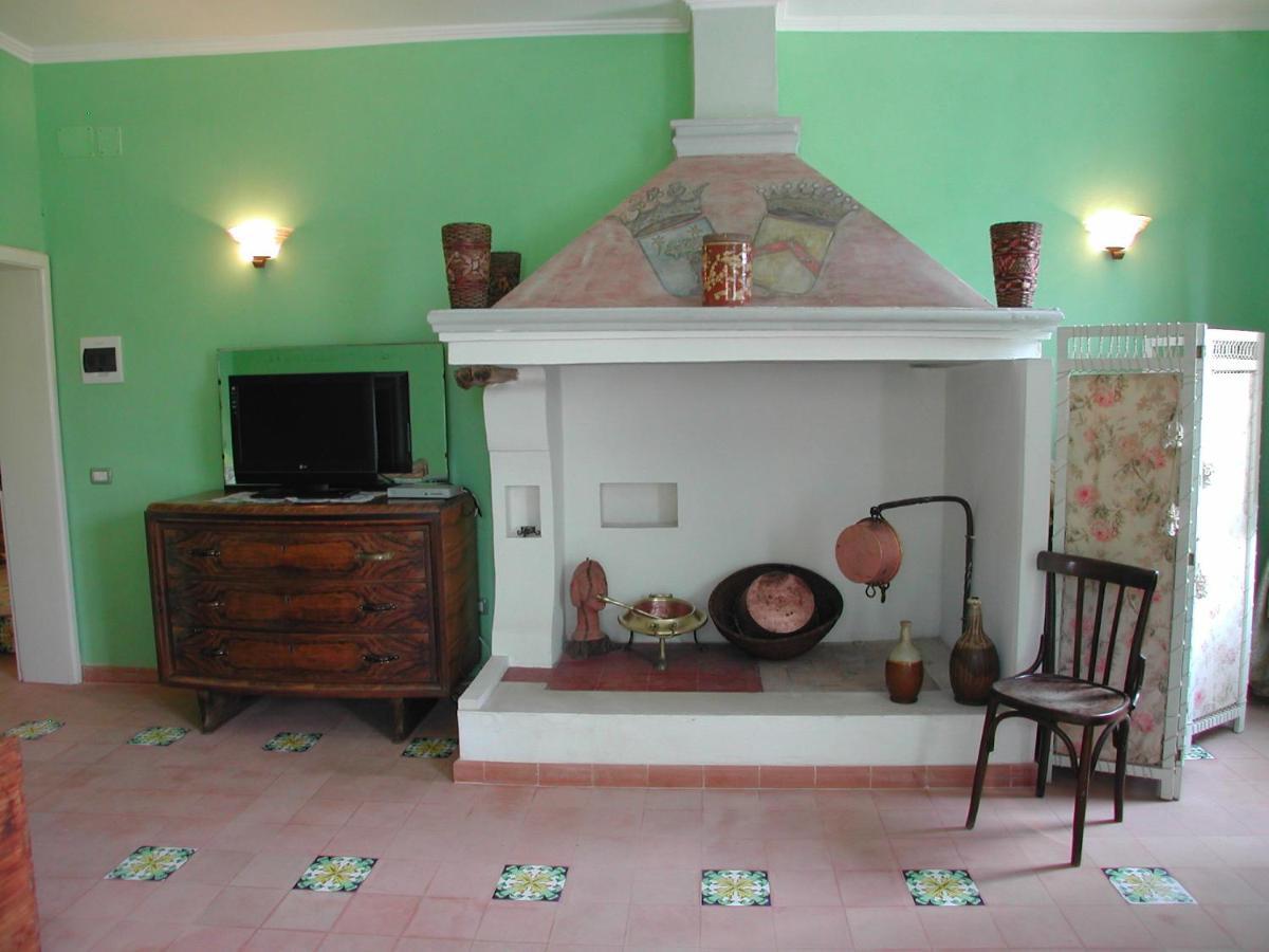 Les Chandelles San Menaio Bagian luar foto